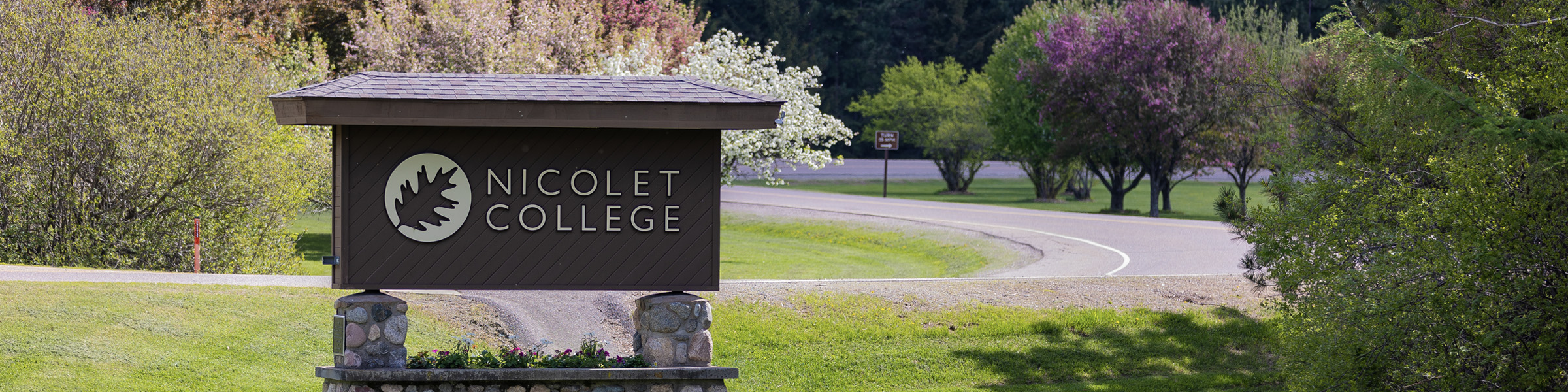 Nicolet College Sign